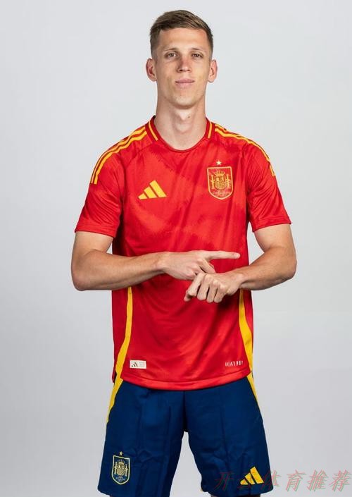 开云官网:达尼·奥尔莫:从低谷到巅峰,他是西班牙的隐形队长 开云官网:达尼·奥尔莫:从低谷到巅峰,他是西班牙的隐形队长