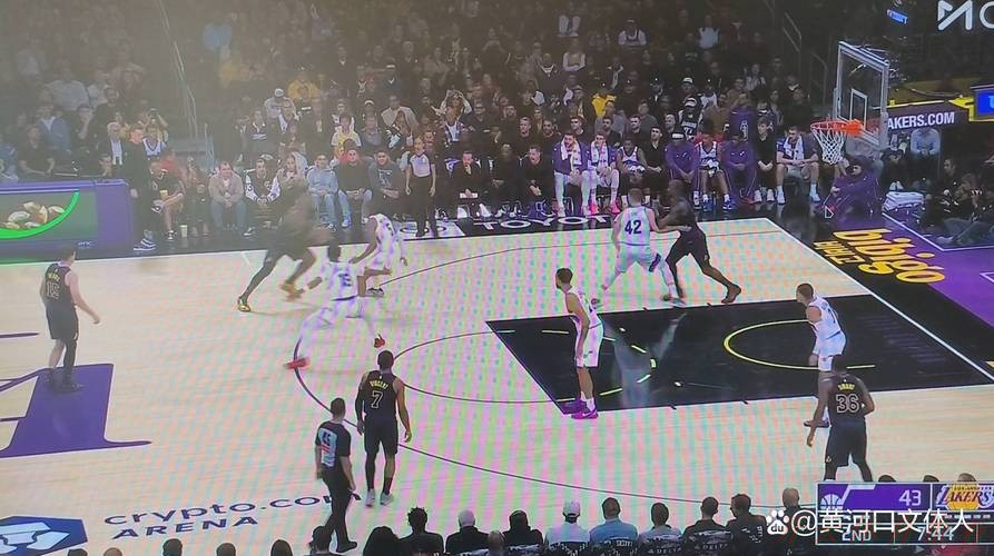 开云体育下载中心：詹姆斯复出砍11+12东契奇37+10 湖人逆转爵士取3连胜