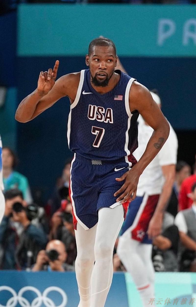 开云官网：文班22+8+4巴恩斯24分 马刺121-110力克火箭迎NBA杯首胜